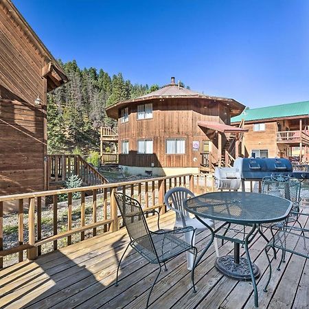 Ski-Inandski-Out Red River Cabin With Mtn Views! Exterior photo